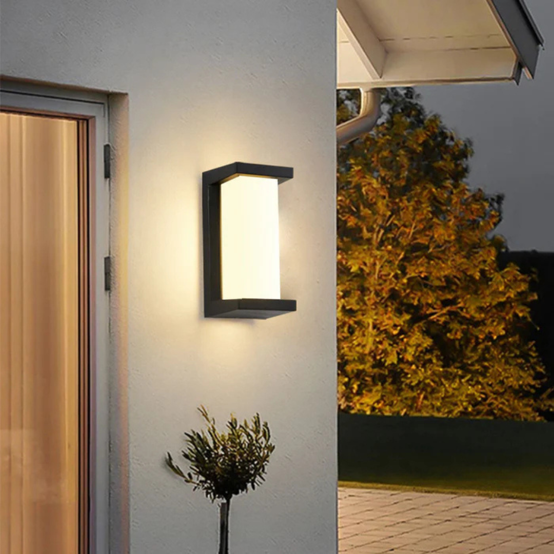 Oasis Motion Sensor Wall Lamp | Energy-Efficient LED, Weather Resistant 1