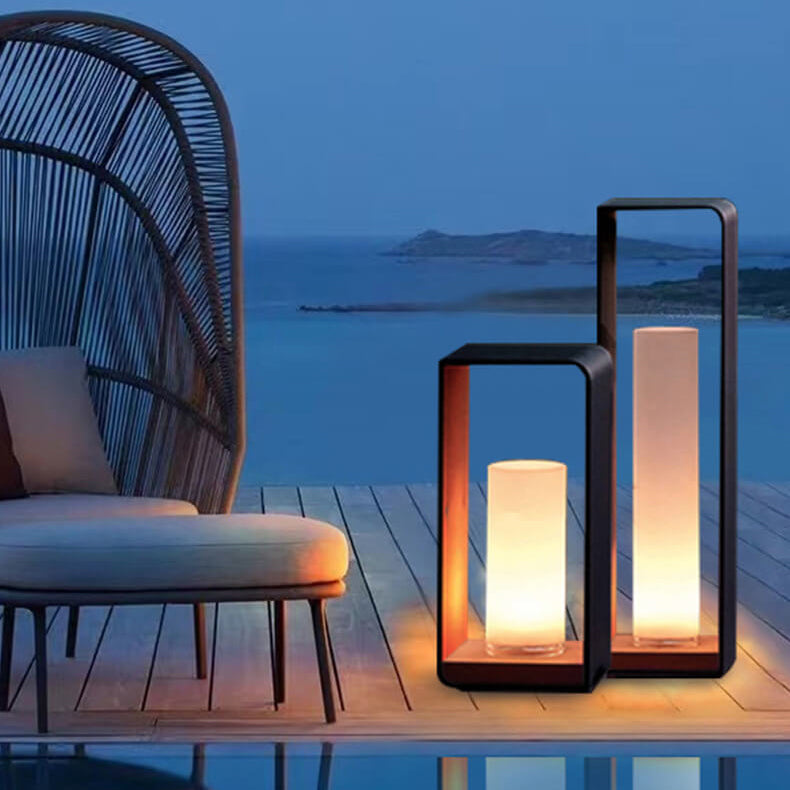 Mira Solar Landscape Light | Stainless Steel, Waterproof LED 1